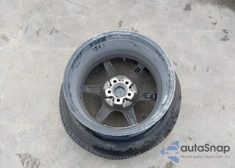 2010 Toyota Matrix из США, поврежденный, VIN 2T1KU4EE2AC311218